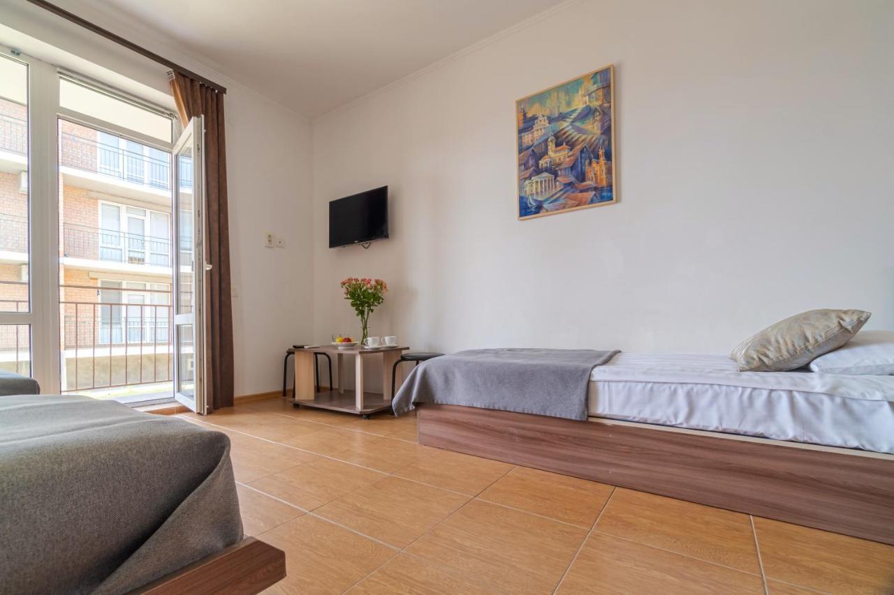 Hôtel Пальмира à Kobleve Extérieur photo