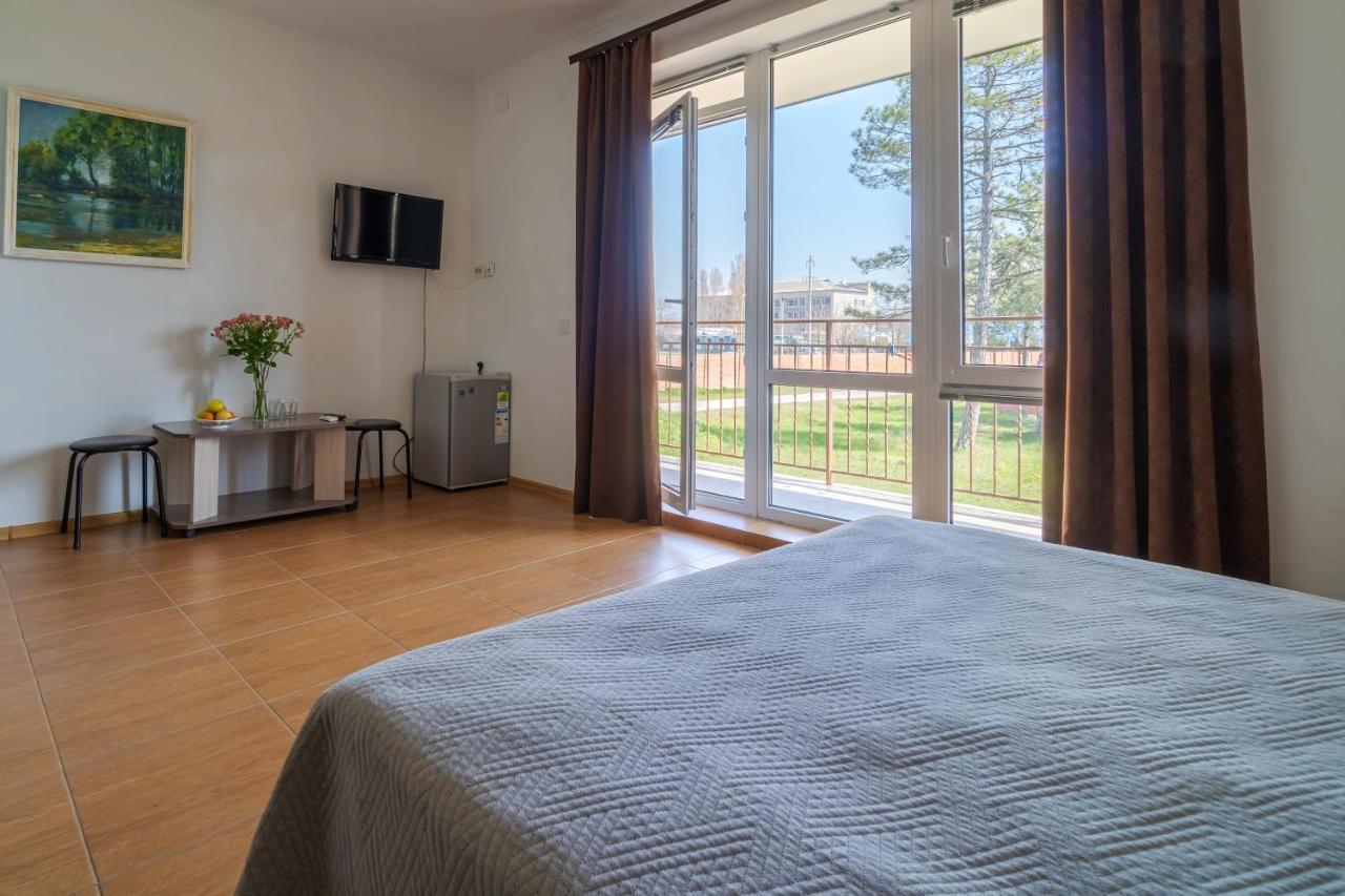Hôtel Пальмира à Kobleve Extérieur photo